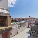 Apartment Romantika - Roj105 By Interhome