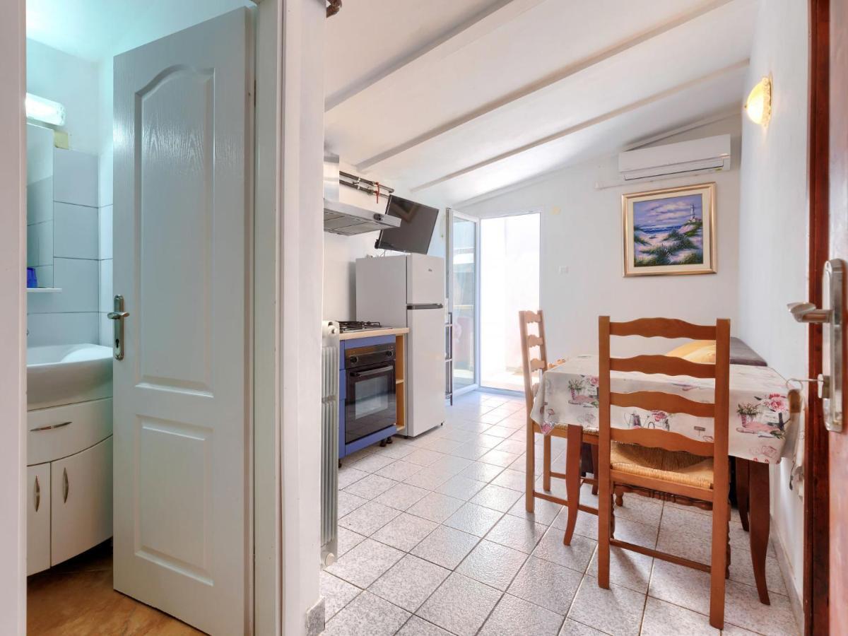 Romantika - Roj105 By Interhome * Rovinj