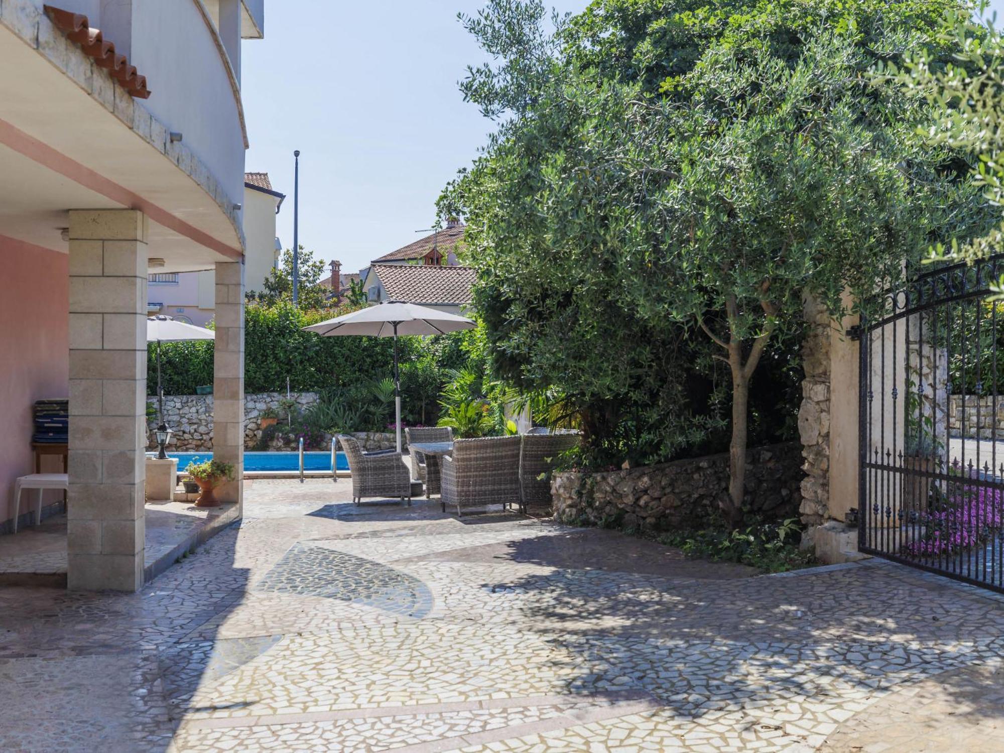 Romantika - Roj105 By Interhome Apartment *